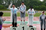 雨の中、3位入賞で大喜びのNさん・・
